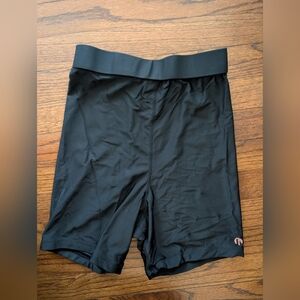 Honey Mark Spicy Shorts-black